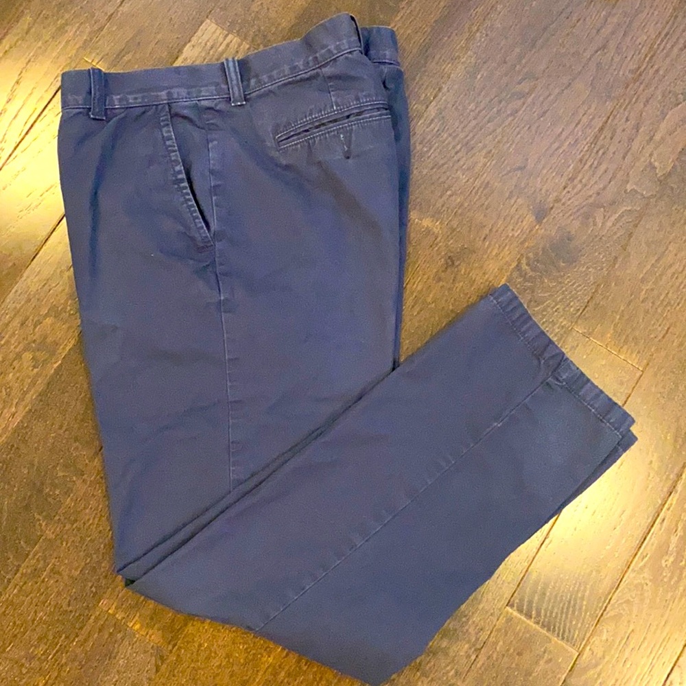 33/30 Tommy Hilfiger Blue Khakis
